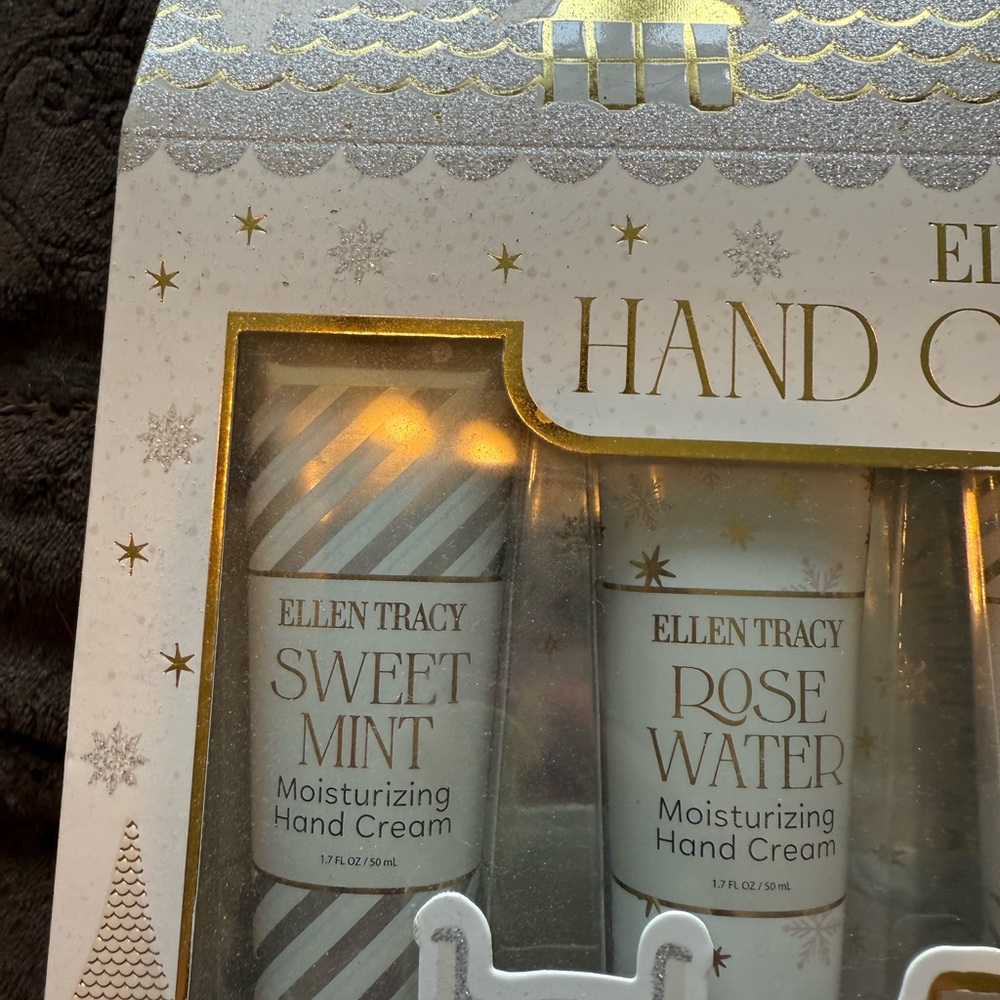 Ellen Tracy Moisturizing Hand Cream Set - Picture 4 of 5